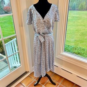 DKNY Blue & White Faux-Wrap Dress Size 16 NWT smoke-free & pet-free home